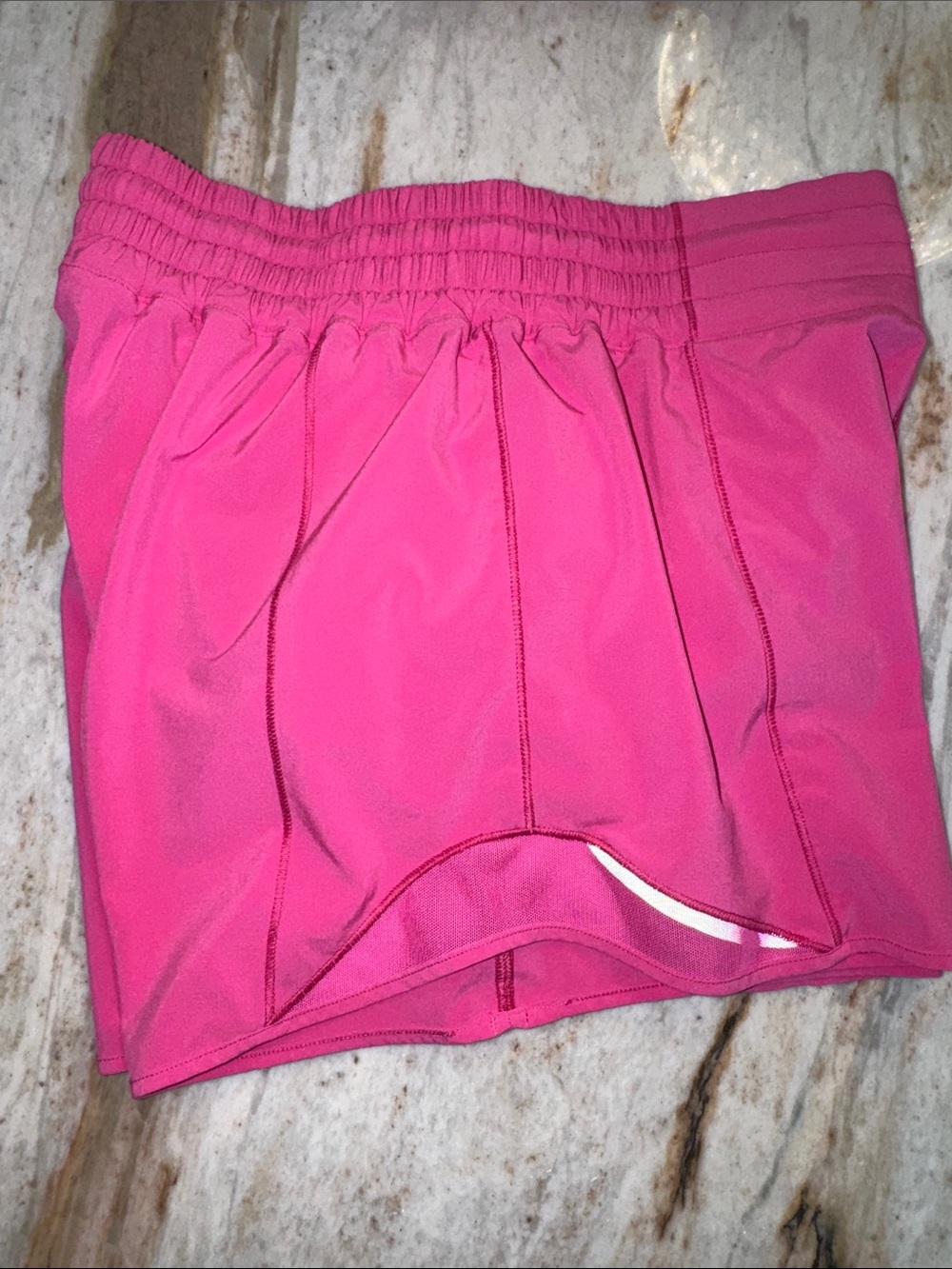 🔥 Lululemon Hotty Hot High-Rise Short 4"
Sonic Pink SIZE 6 - Picture 10 of 10